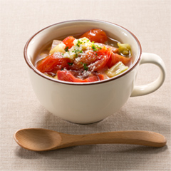 トマトとキャベツのスープ